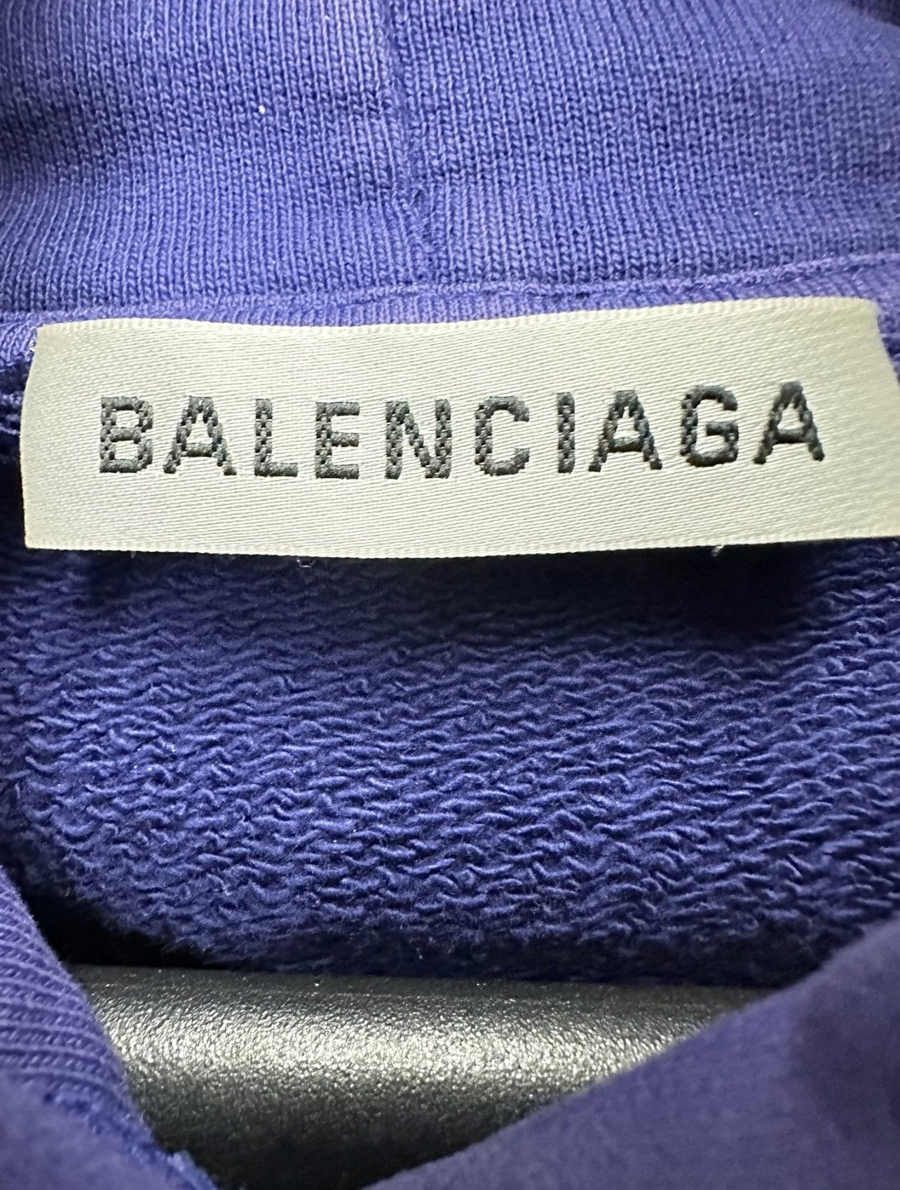 Balenciaga Balenciaga AW17 Bernie Sanders Logo Hoodie Sz. L Size US L / EU 52-54 / 3 - 3 Thumbnail