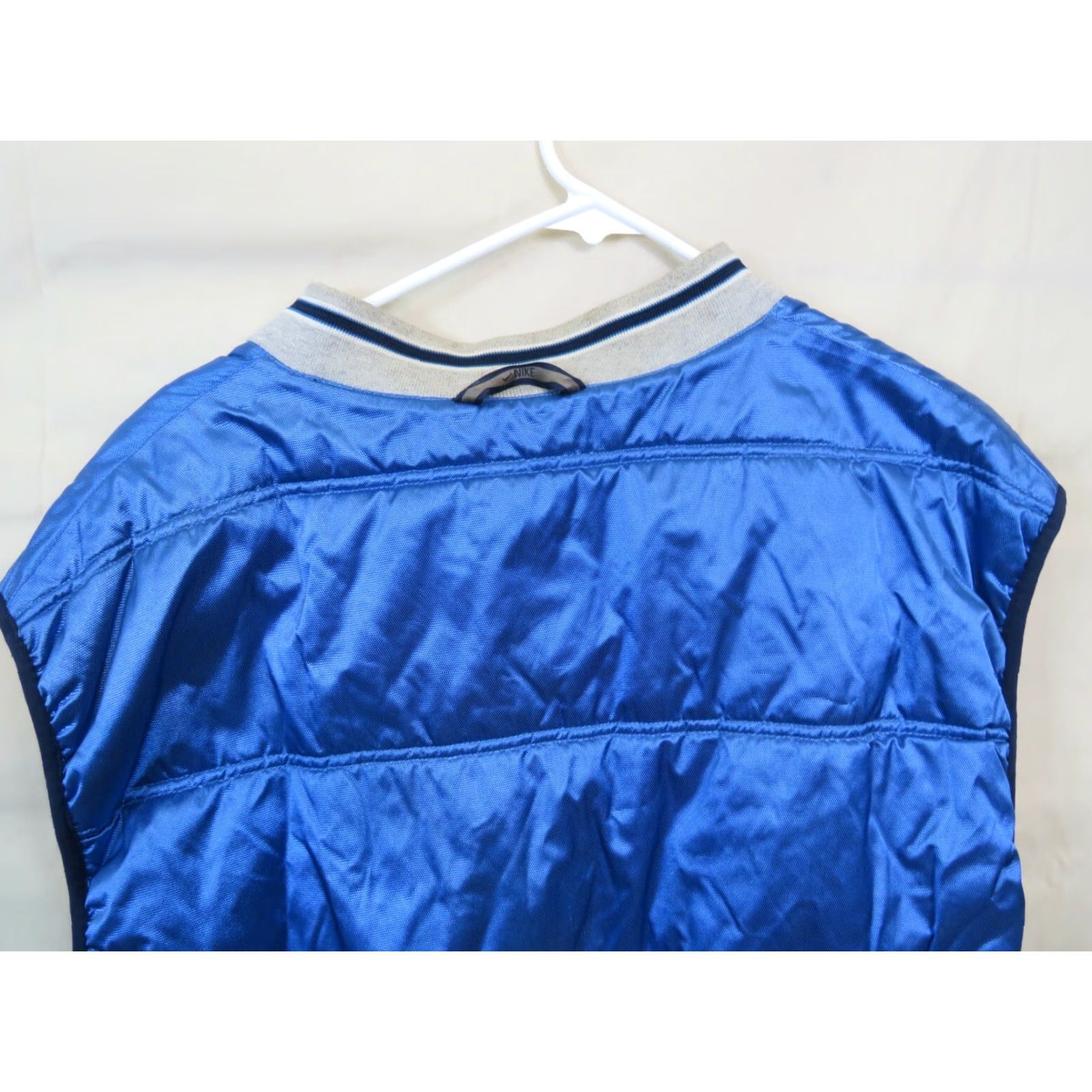 Nike VINTAGE Nike Blue shine Rare Swoosh puffer Men L Large Warm Sportswear Vest Size US L / EU 52-54 / 3 - 6 Thumbnail