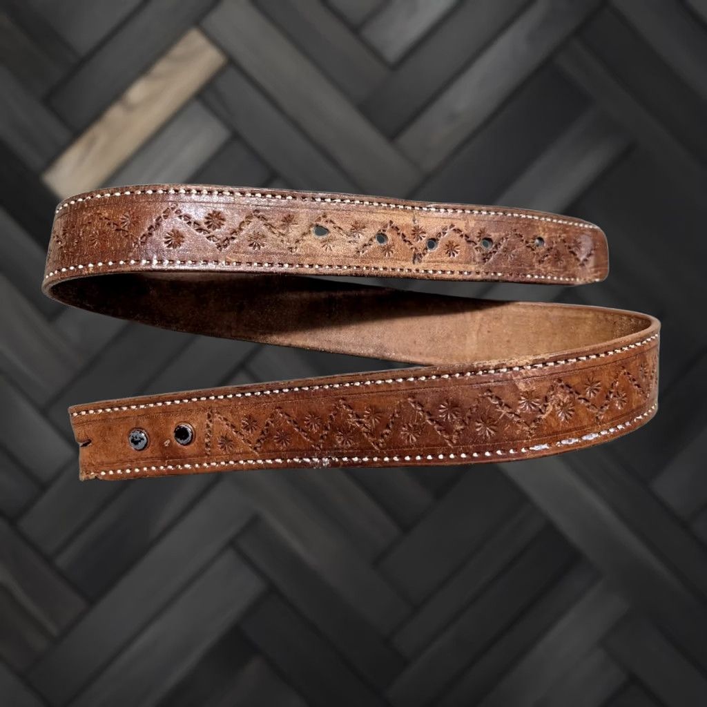 Vintage VINTAGE HANDCRAFTED buckle belt TOOLED cowhide 34 brown leather GEOMETRIC boho Mens Size 34 - 1 Thumbnail