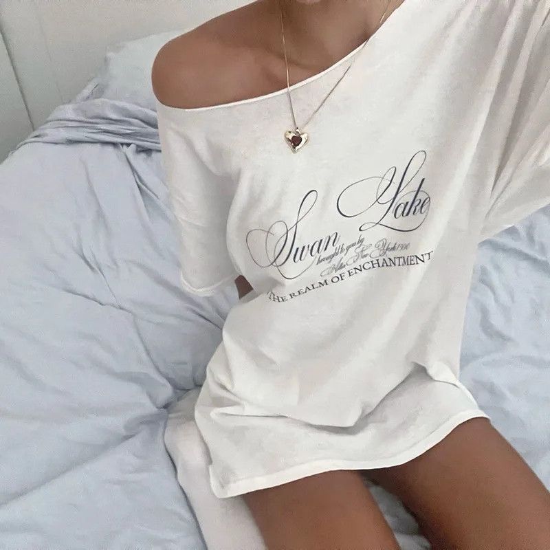 Japanese Brand Oversized T Shirt Size M / US 6-8 / IT 42-44 - 3 Thumbnail