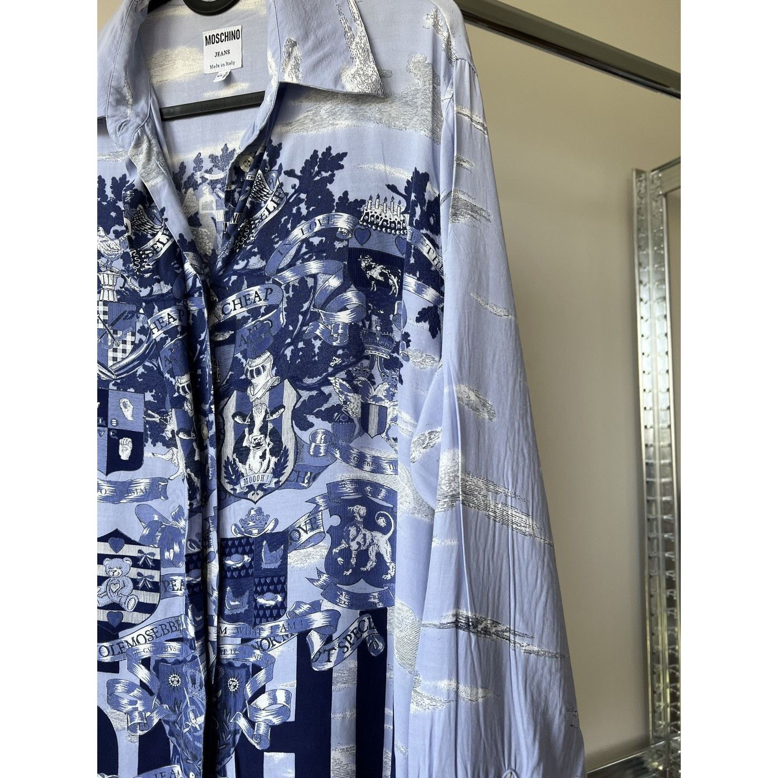 Moschino Rare moschino royalty baroque printed viscose shirt Size US S / EU 44-46 / 1 - 3 Thumbnail