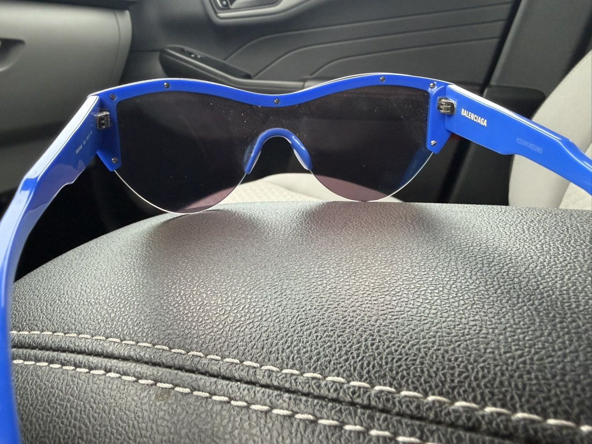 Balenciaga Balenciaga BB0004S Shield Sunglasses Size ONE SIZE - 4 Thumbnail