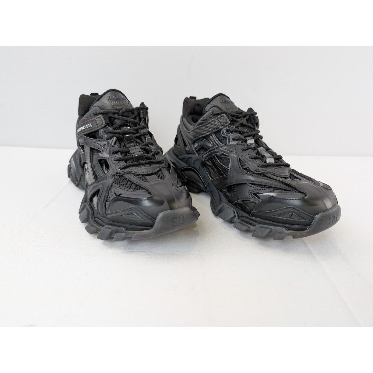 Balenciaga o1rshd1 Q:2 / Track.2 Open Sneakers in Black Size US 11 / EU 44 - 1 Thumbnail
