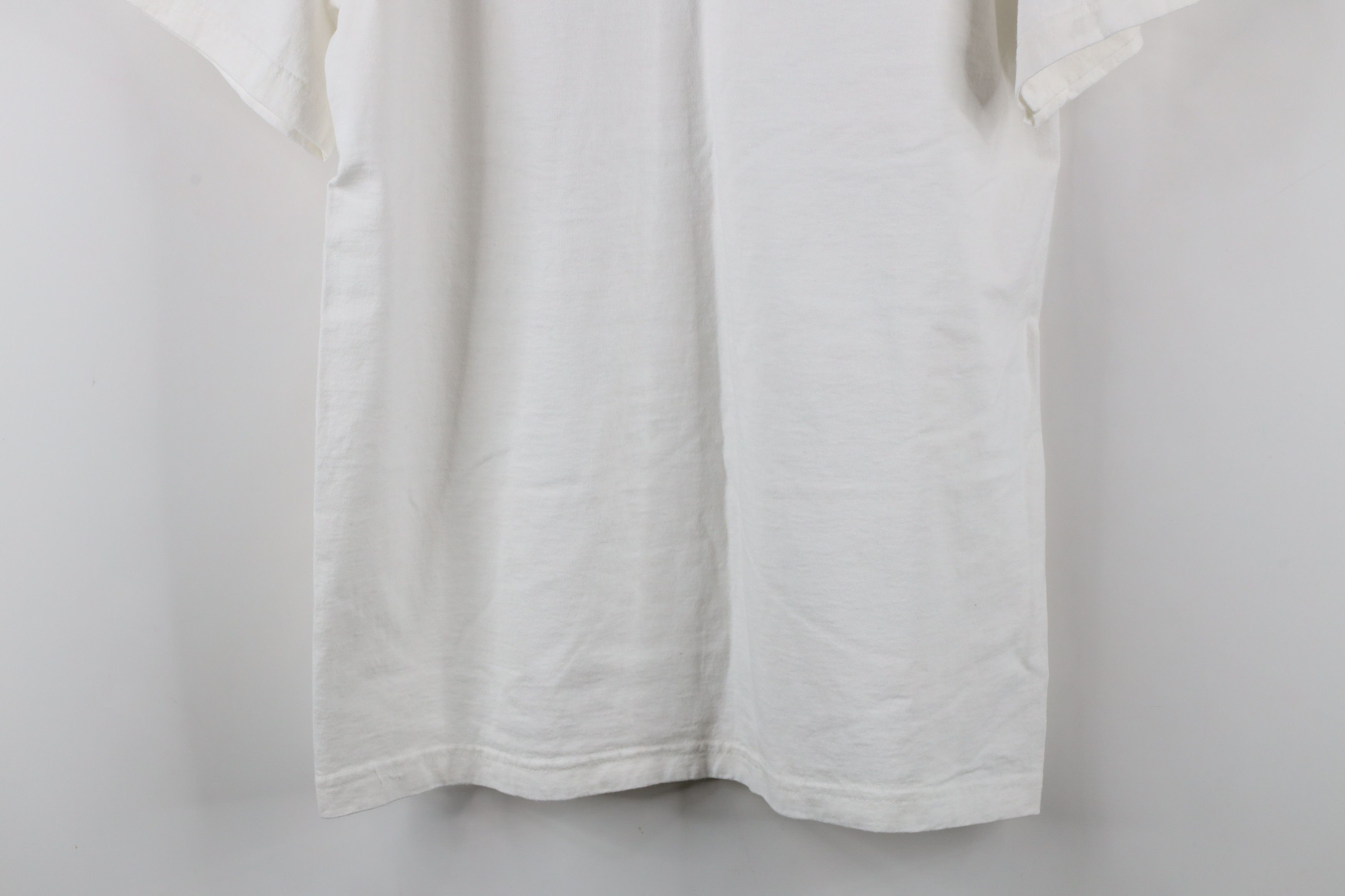 Vintage Vintage 90s Streetwear Fish Hawaii T-Shirt White Cotton Size US M / EU 48-50 / 2 - 8 Thumbnail