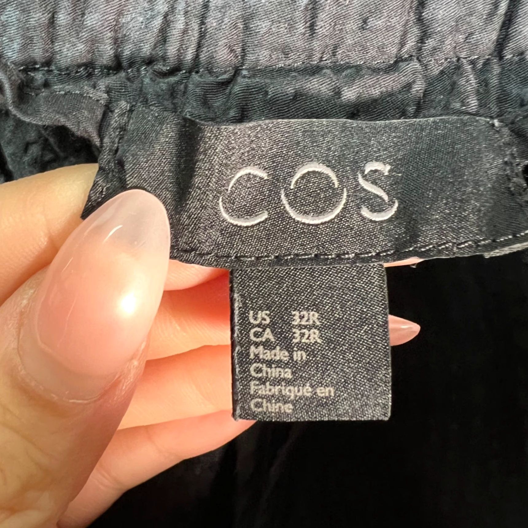 Cos COS Men's 32 Black Textured Cotton Tapered Leg Chino Pants Elastic Waist - Flat Front, Mid Rise, 27in Inseam, Casual, Regular, Pocket - Mens Pants Size US 32 / EU 48 - 3 Thumbnail
