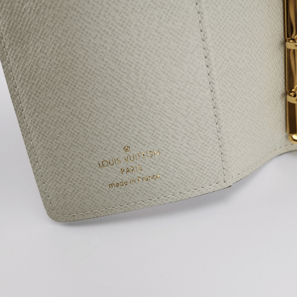 Louis Vuitton Louis Vuitton (LV) Monogram snap wallet -y2506 Size ONE SIZE - 4 Thumbnail