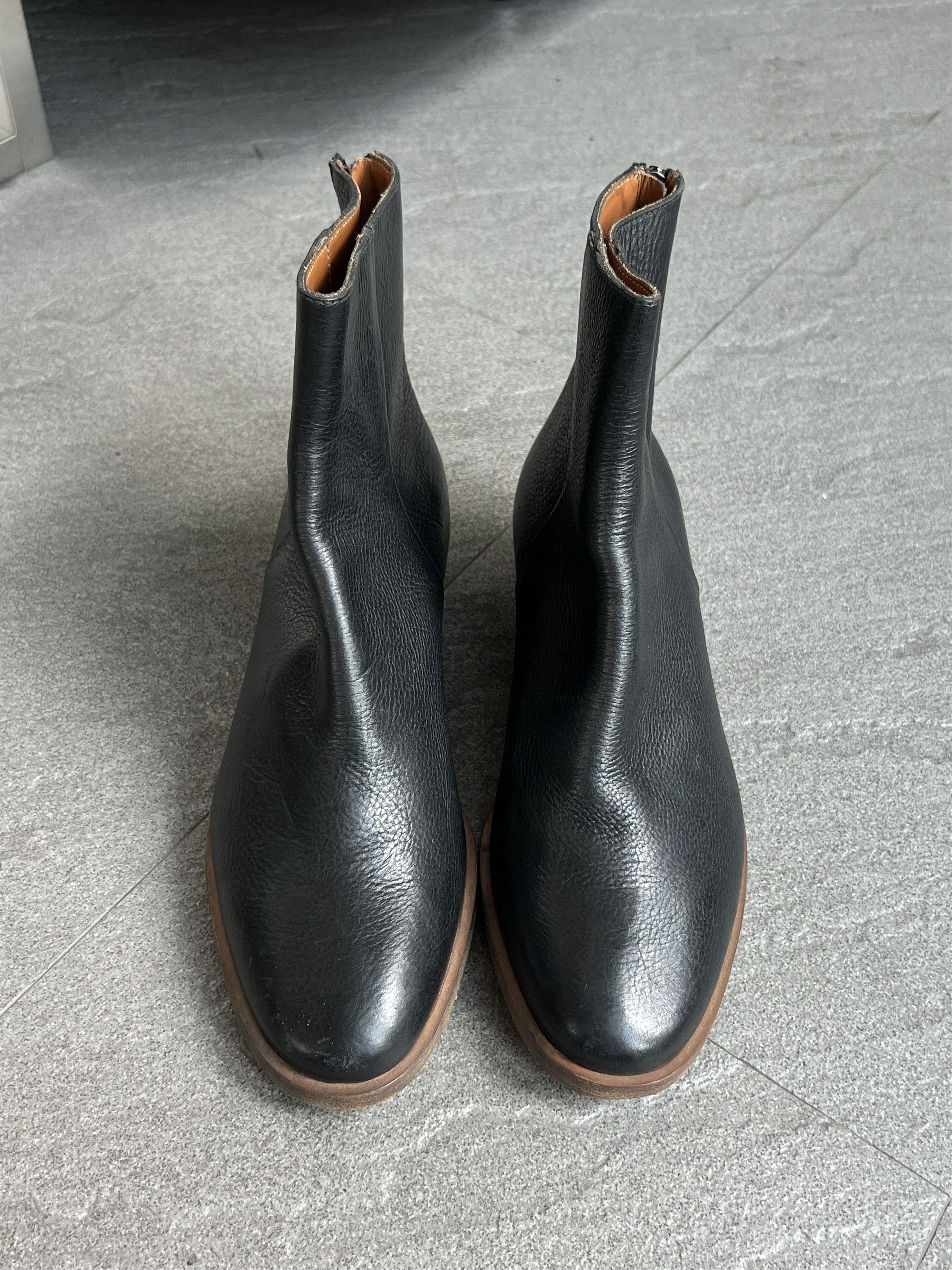 Givenchy Givenchy Leather Side Zip Ankle Boots EU 41 Black Size US 8 / EU 41 - 2 Thumbnail