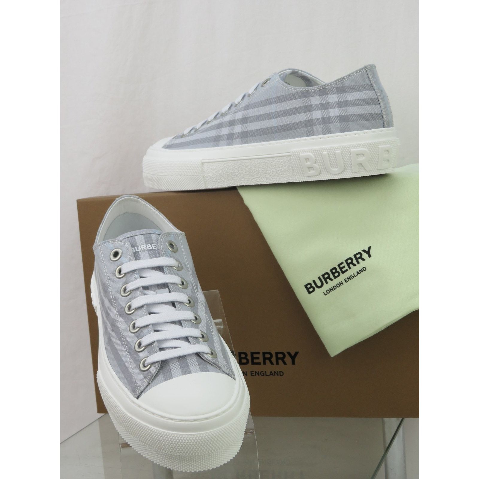 Burberry BURBERRY JACK GRAY CHECK CANVAS LOGO WHITE SNEAKERS 45 12 IT Size US 12 / EU 45 - 1 Thumbnail