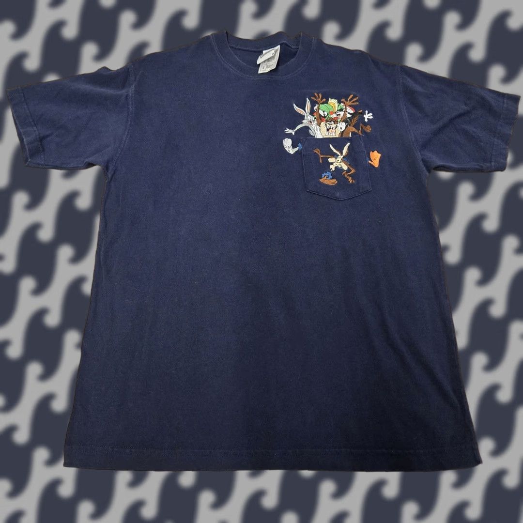 Vintage VINTAGE Warner Bros Studio Store Looney Tunes Shirt Mens Small Navy Blue Pocket Tee 90s Cartoon Retro Shoes Size US S / EU 44-46 / 1 - 1 Thumbnail