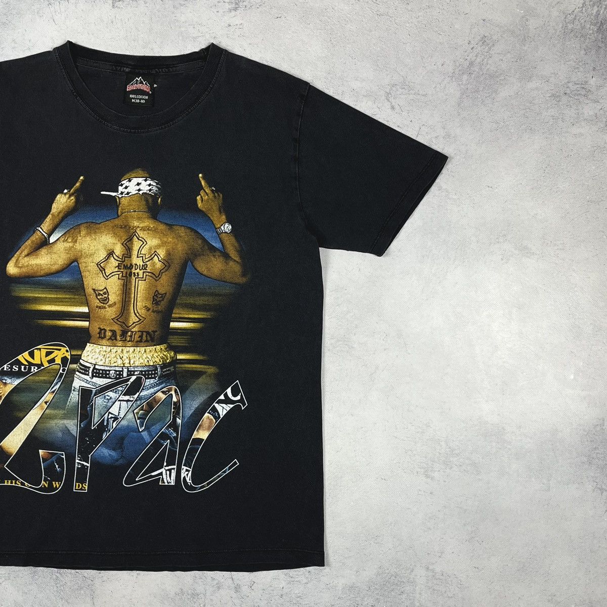 Rap Tees Vintage 2Pac Tupac Shakur faded rap tee 90’s Size US M / EU 48-50 / 2 - 3 Thumbnail