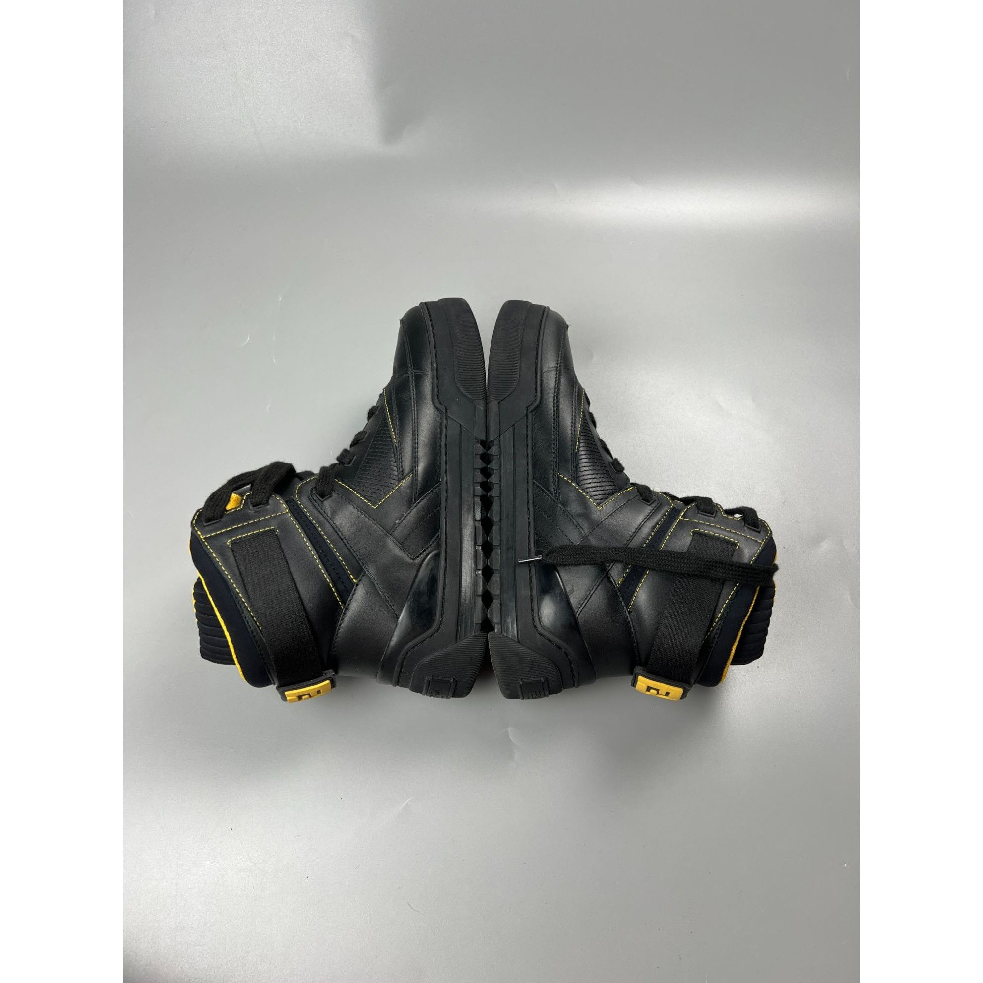 Fendi Fendi Roma Hi Top Leather Sneakers (Y0883) Size US 8 / EU 41 - 12 Thumbnail
