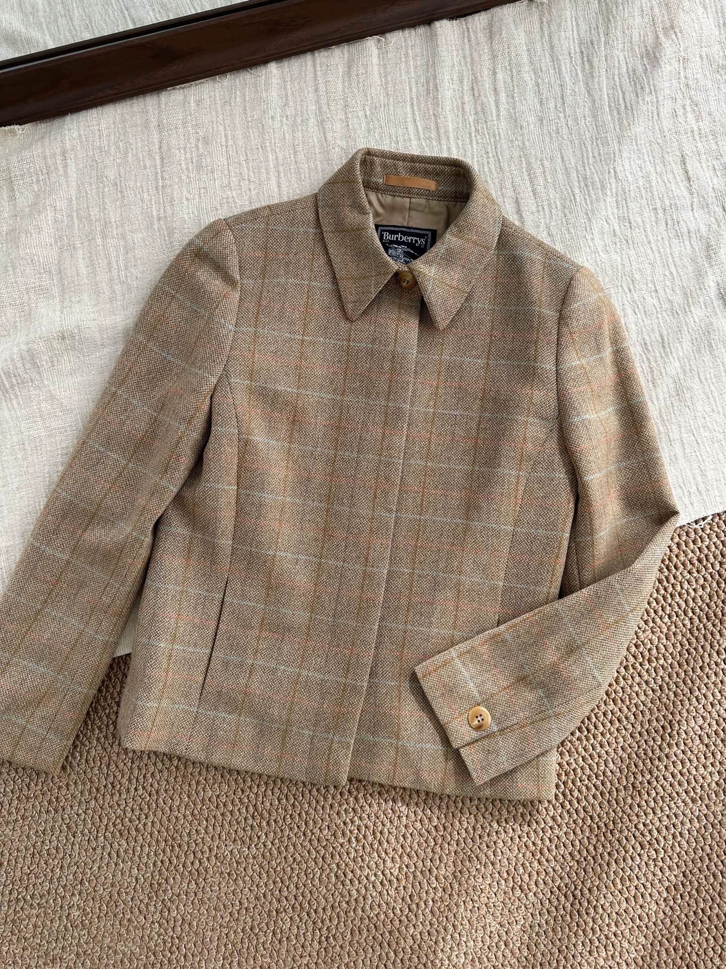 Burberry BBR Vintage Check Wool Blazer Women's Yellow Brown 38 99 Size S / US 4 / IT 40 - 1 Thumbnail