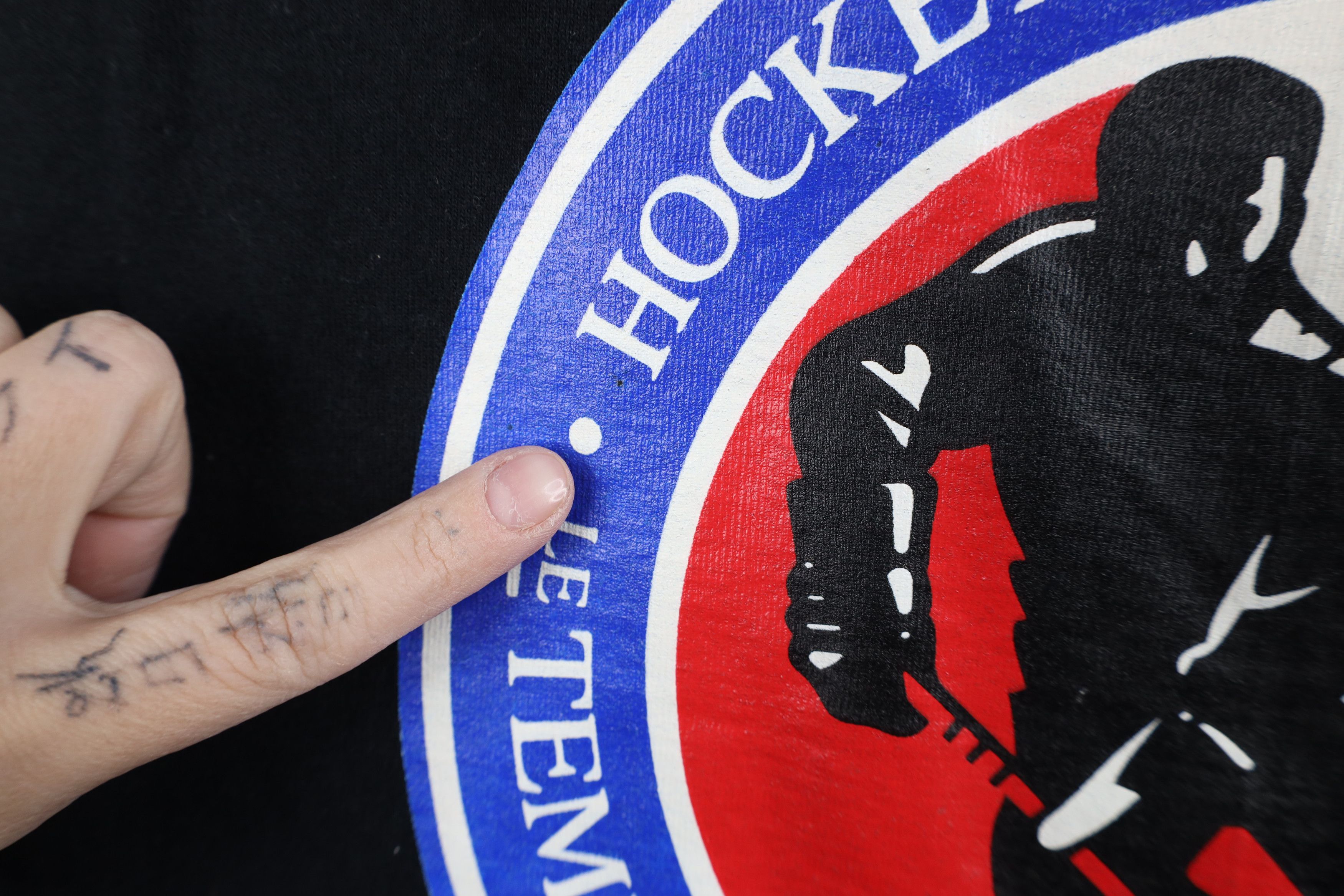 Vintage Vintage 90s Spell Hockey Hall of Fame Short Sleeve T-Shirt Size US L / EU 52-54 / 3 - 5 Thumbnail