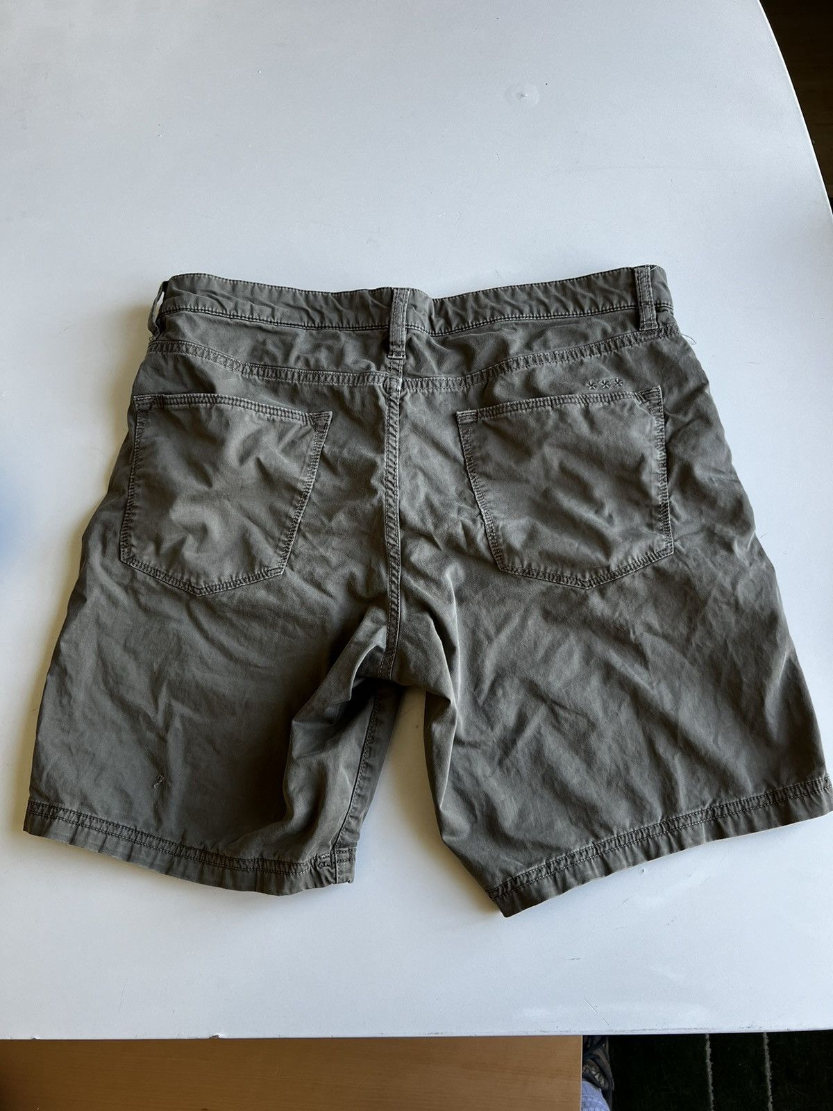 John Varvatos John Varvatos Shorts Size US 31 - 2 Thumbnail