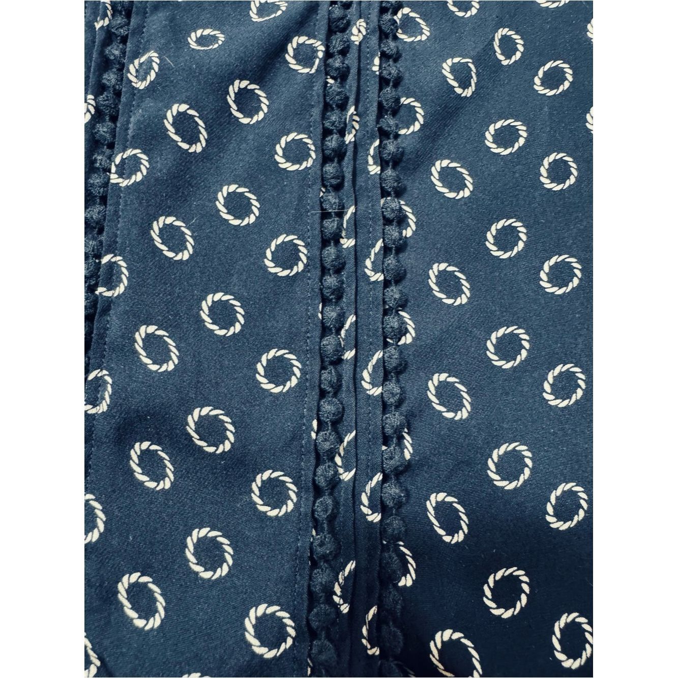 Talbots Talbots 100% Silk Navy and White Geometric Print 3/4 Sleeve Size L / US 10 / IT 46 - 6 Thumbnail