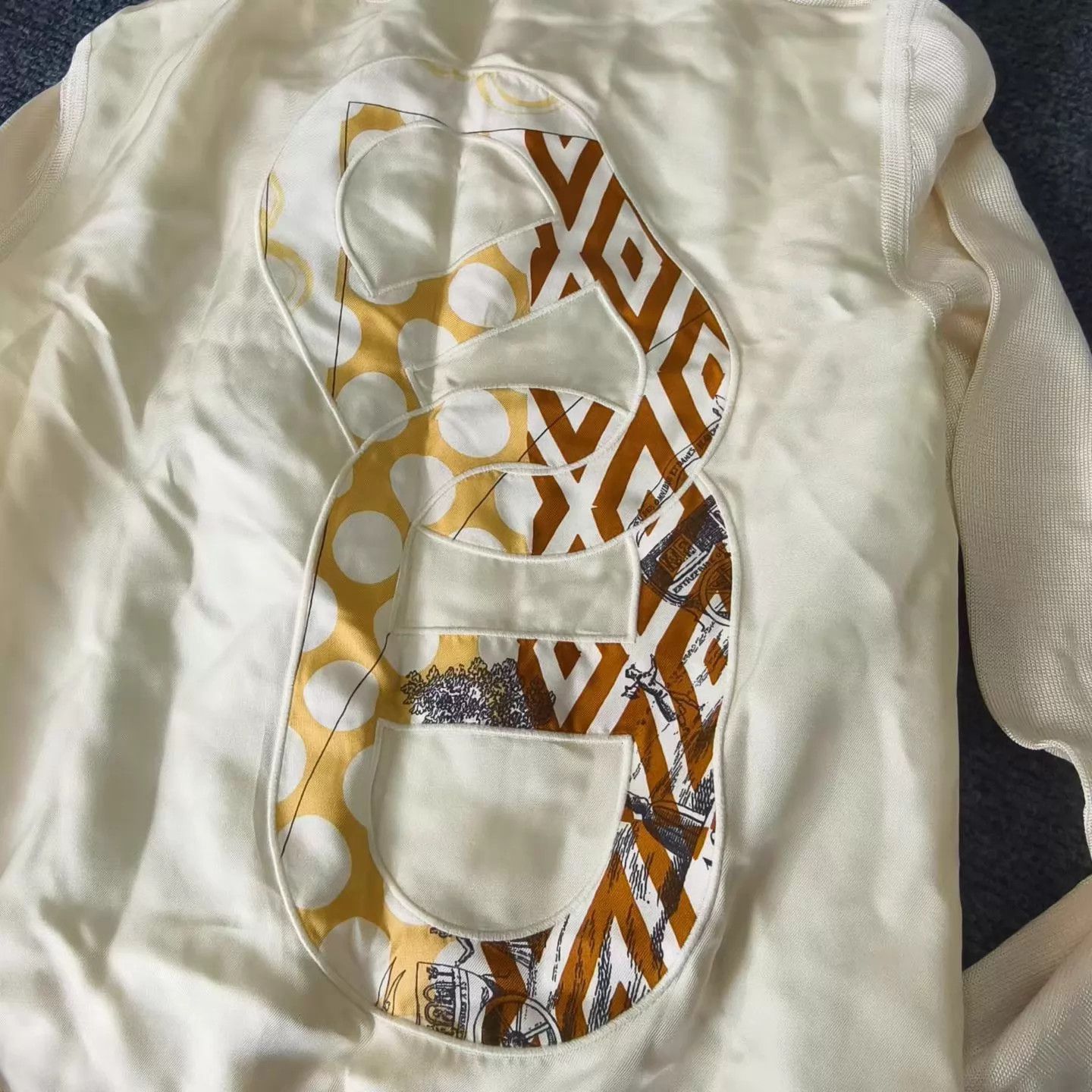 Hermes Hermes Beige PigNosePrint SilverButtonCardi 38 99 Size S / US 4 / IT 40 - 5 Thumbnail