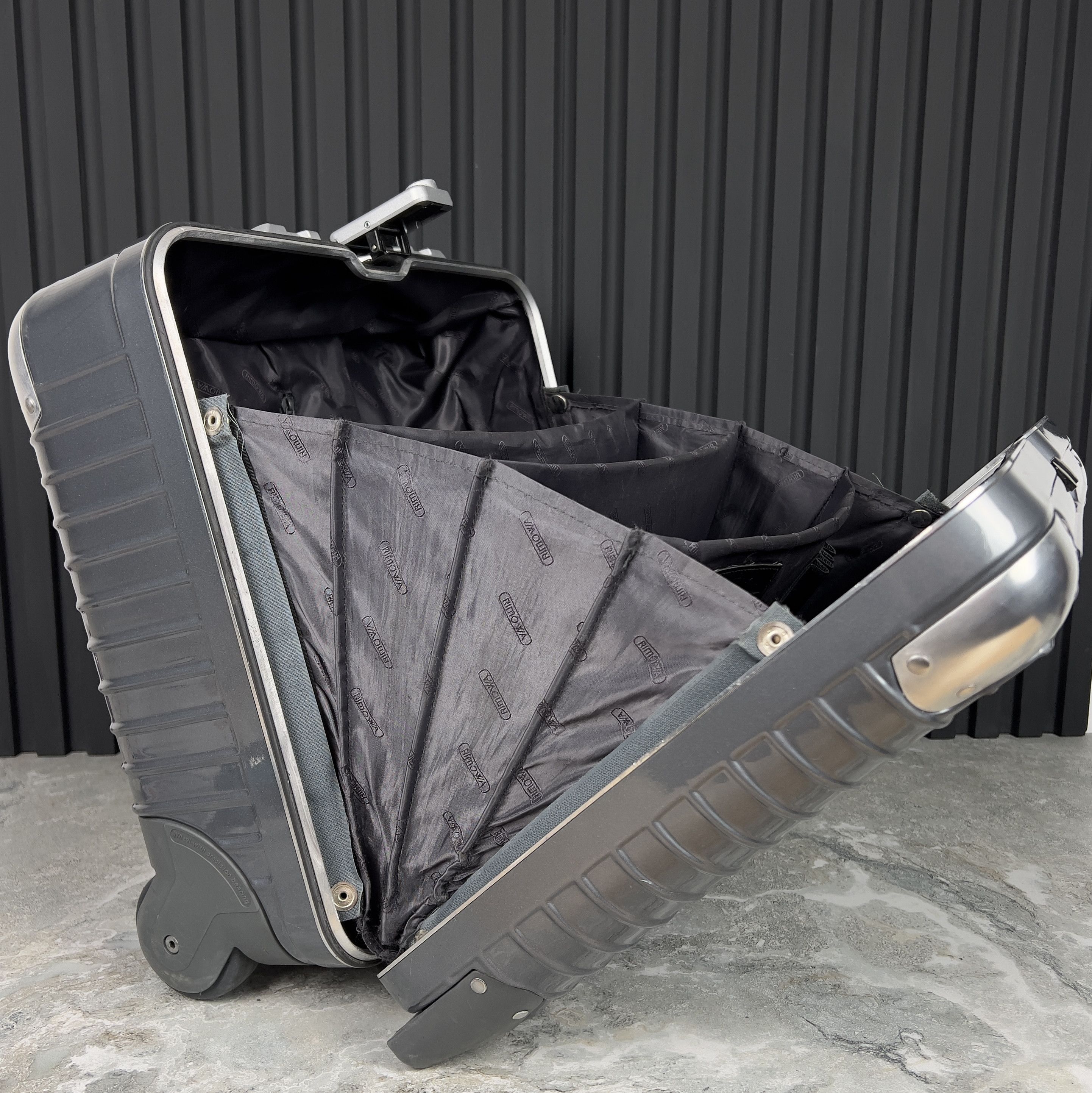 Rimowa Rimowa Limbo Business Trolley 23L Gray 2-wheels Suitcase Size ONE SIZE - 11 Thumbnail