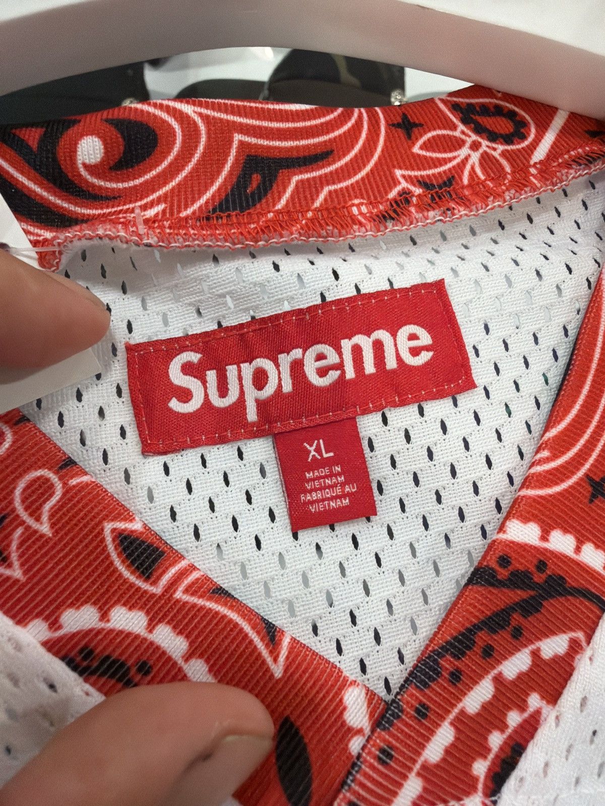 Supreme Supreme Bandana Red/White Football Jersey Size US XL / EU 56 / 4 - 4 Thumbnail
