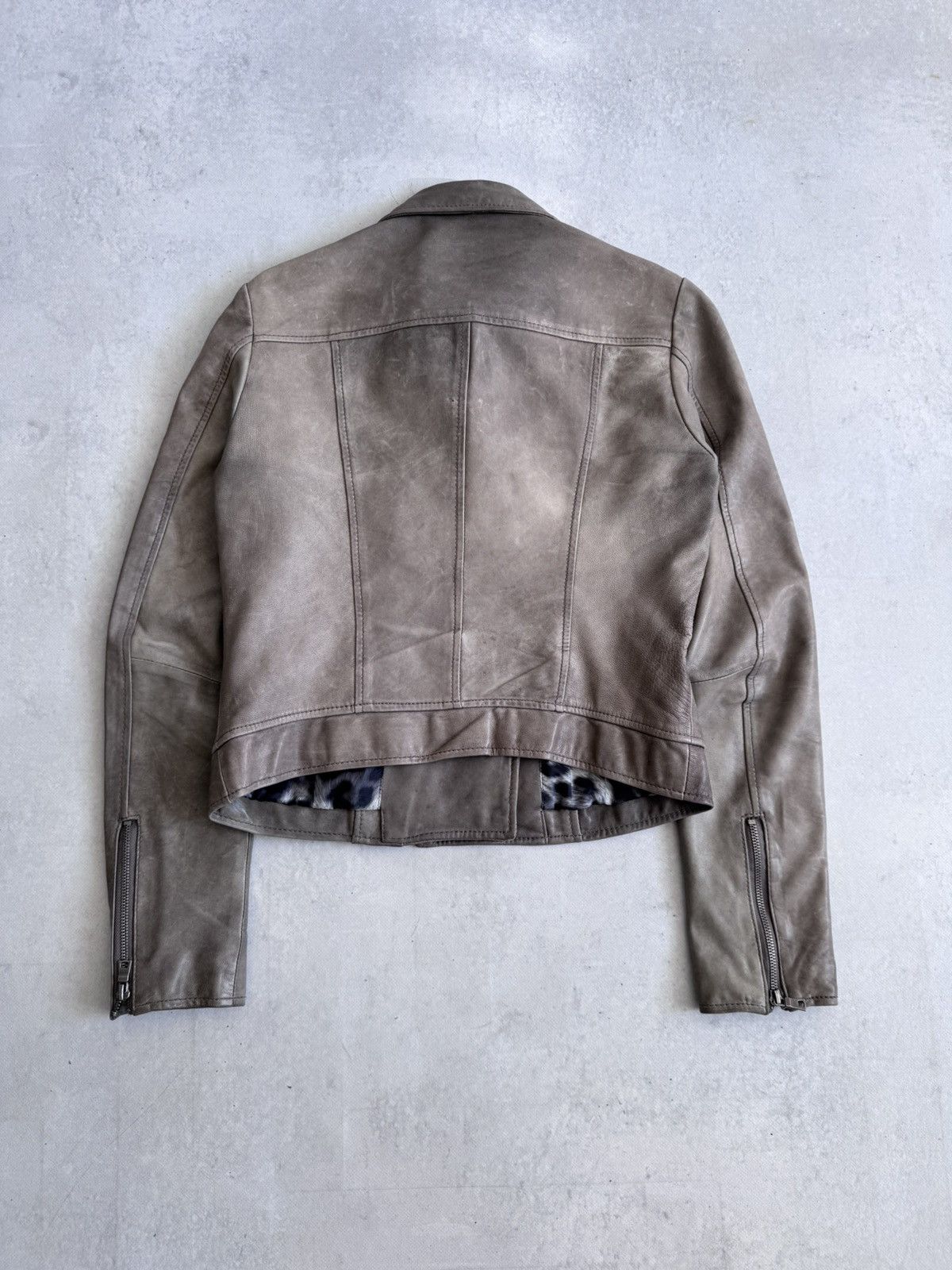 Other Vintage Leonardo Women’s Leather Biker Jacket Italy Designer Size M / US 6-8 / IT 42-44 - 12 Thumbnail