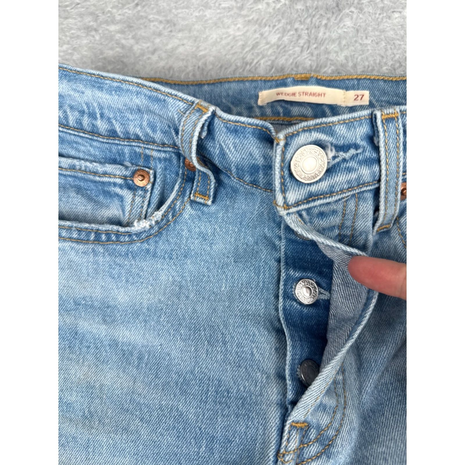 Levi's Levis Jeans Women 27x28 Blue Premium Denim Wedgie Straight Button Fly 27 28 Vintage N/A Size 27" / US 4 / IT 40 - 5 Thumbnail