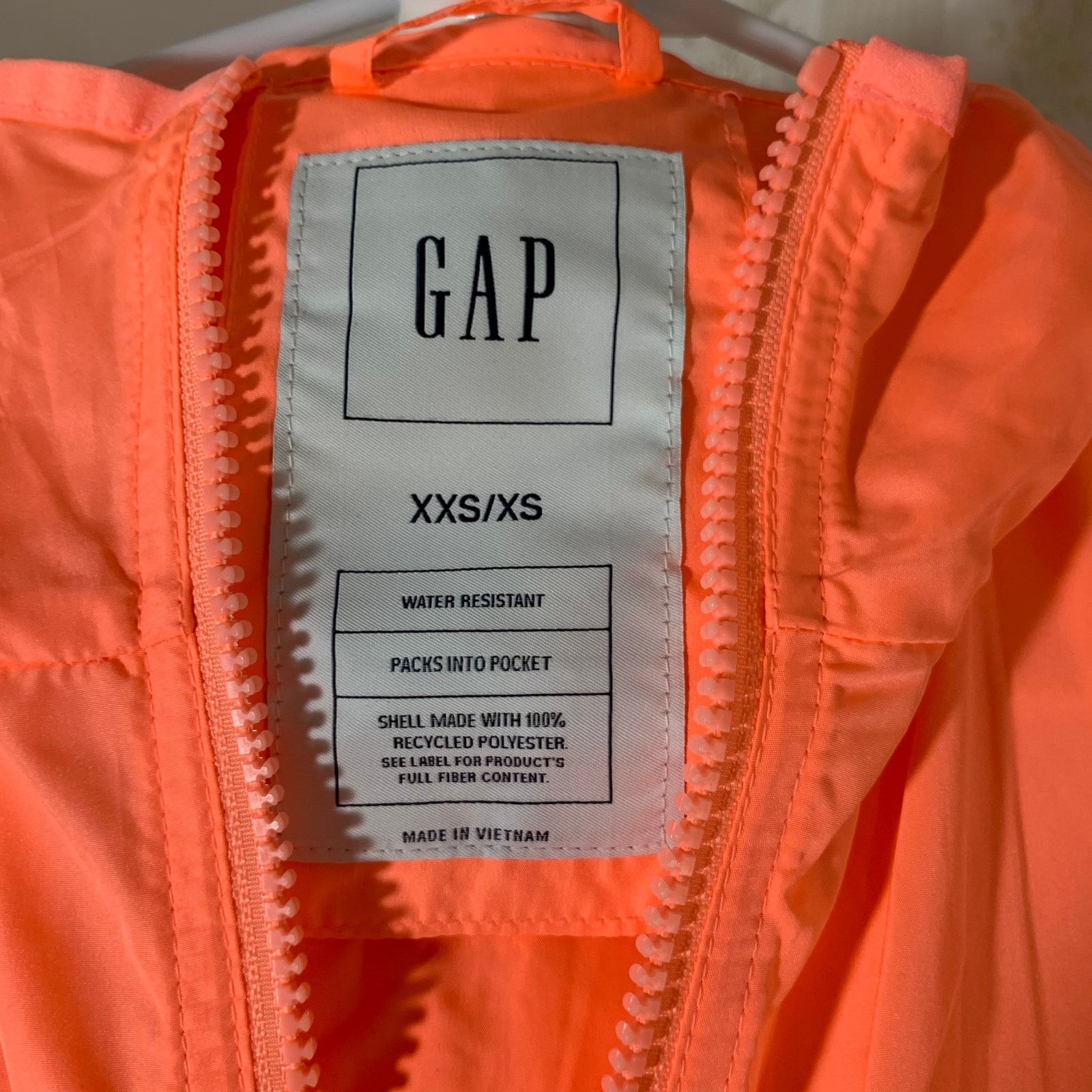 Gap GAP Water Resistant Jacket Packs Into Pocket Size XS Size XS / US 0-2 / IT 36-38 - 3 Thumbnail