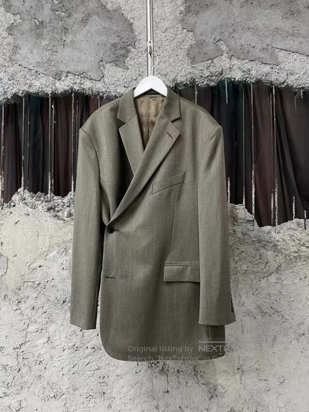 Martine Rose Martine Rose Asymmetrical Ruffled Blazer. Size US S / EU 44-46 / 1 - 1 Thumbnail