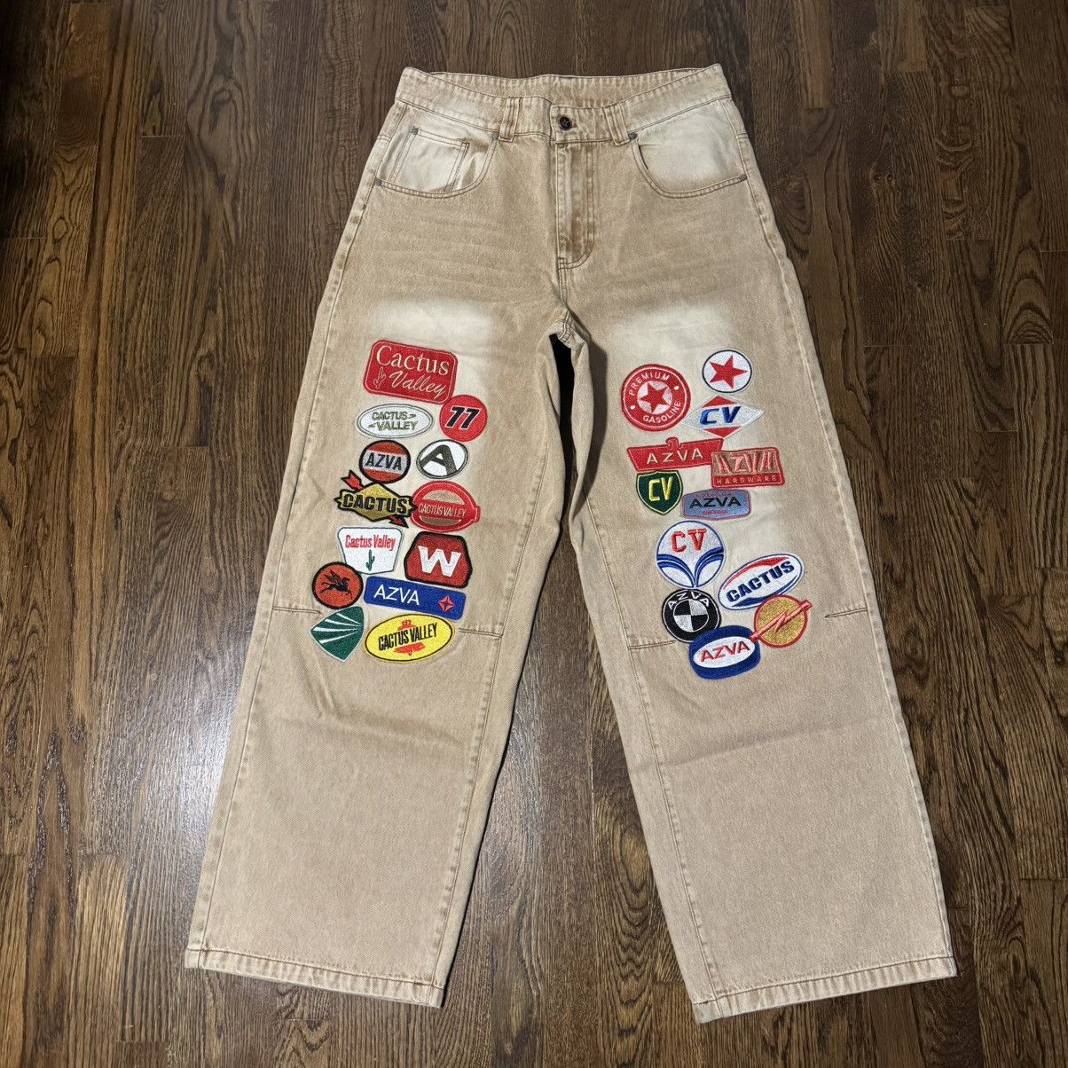 Other AZVA Multi Patch Cream Washed Denim Size US 32 / EU 48 - 1 Thumbnail
