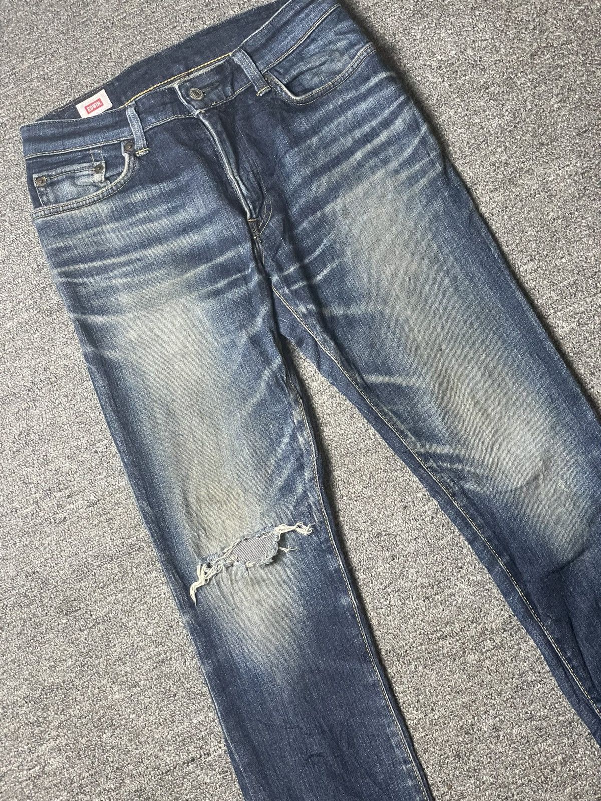 Edwin × Vintage EDWIN Distressed Denim Ripped Jeans (111) Size US 27 - 3 Thumbnail