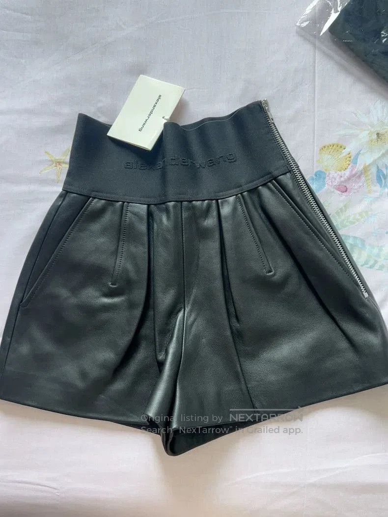 Alexander Wang Alexander Wang Leather High-Waist Shorts. Size US 26 / EU 42 - 1 Thumbnail
