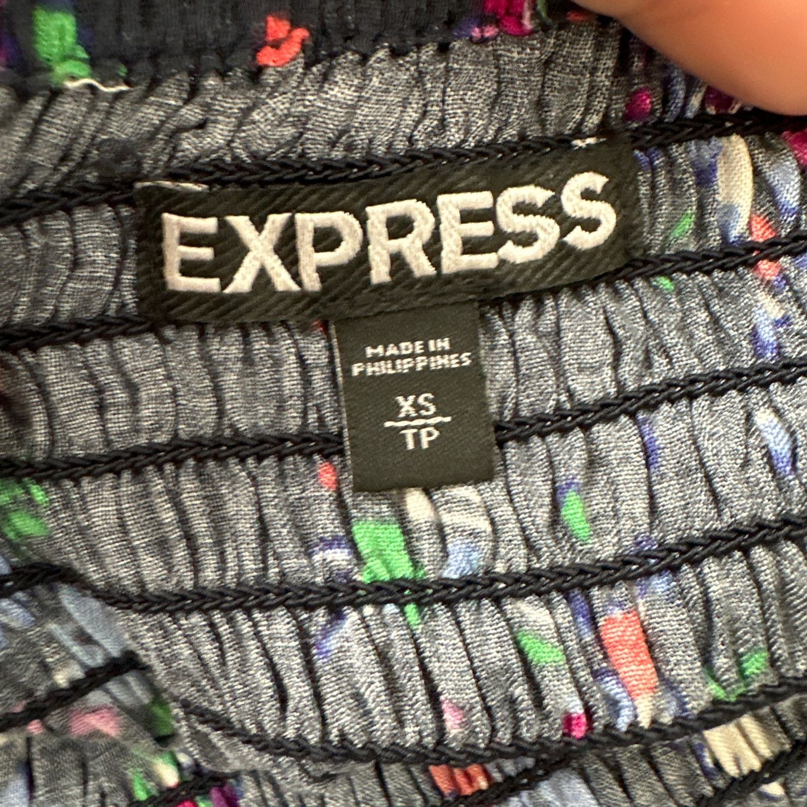 Express Express blue floral pull on pleated mini skirt size XS Size 28" / US 6 / IT 42 - 5 Thumbnail