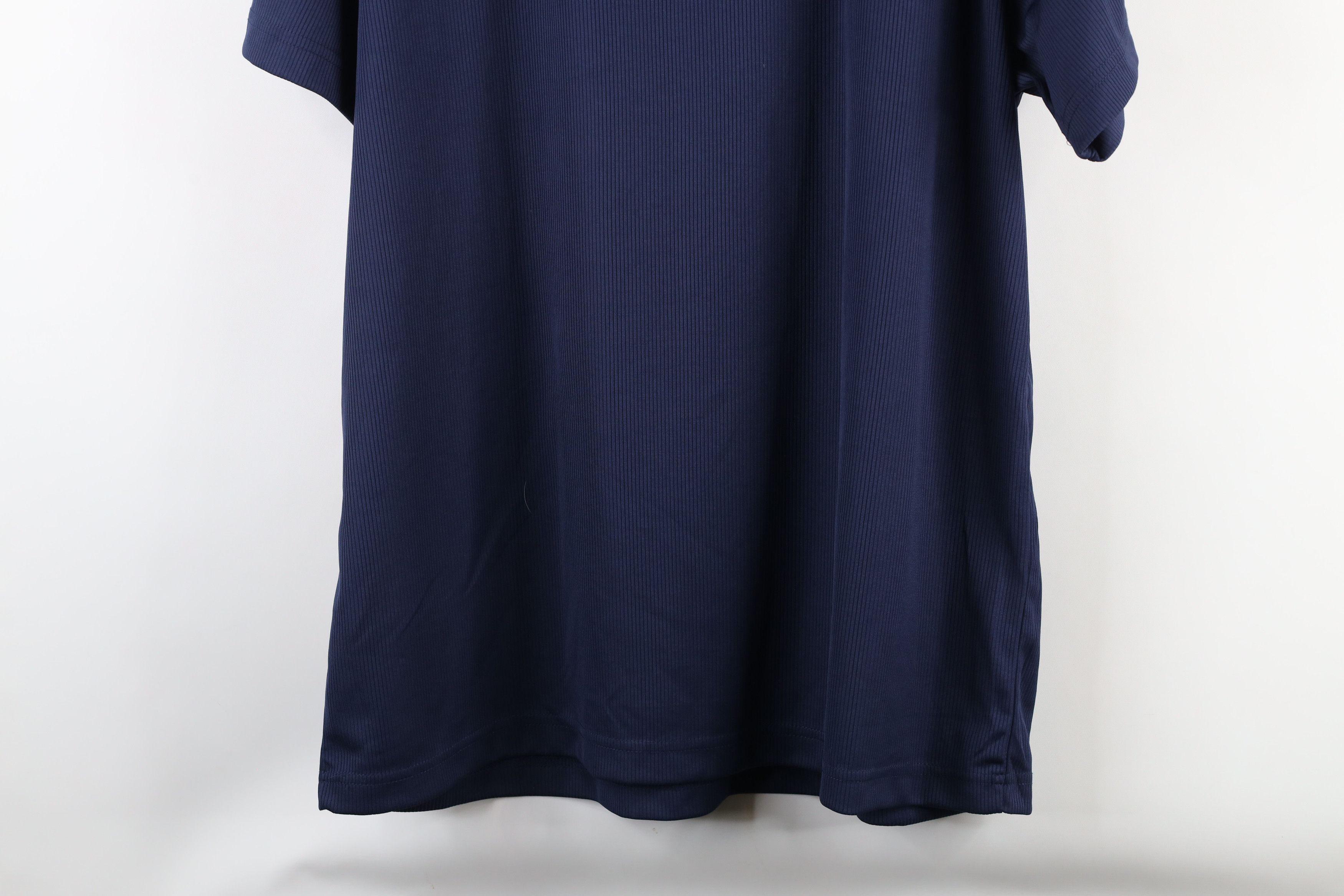 Vintage Vintage 90s Streetwear Knit Short Sleeve V-Neck T-Shirt Blue Size US XL / EU 56 / 4 - 8 Thumbnail