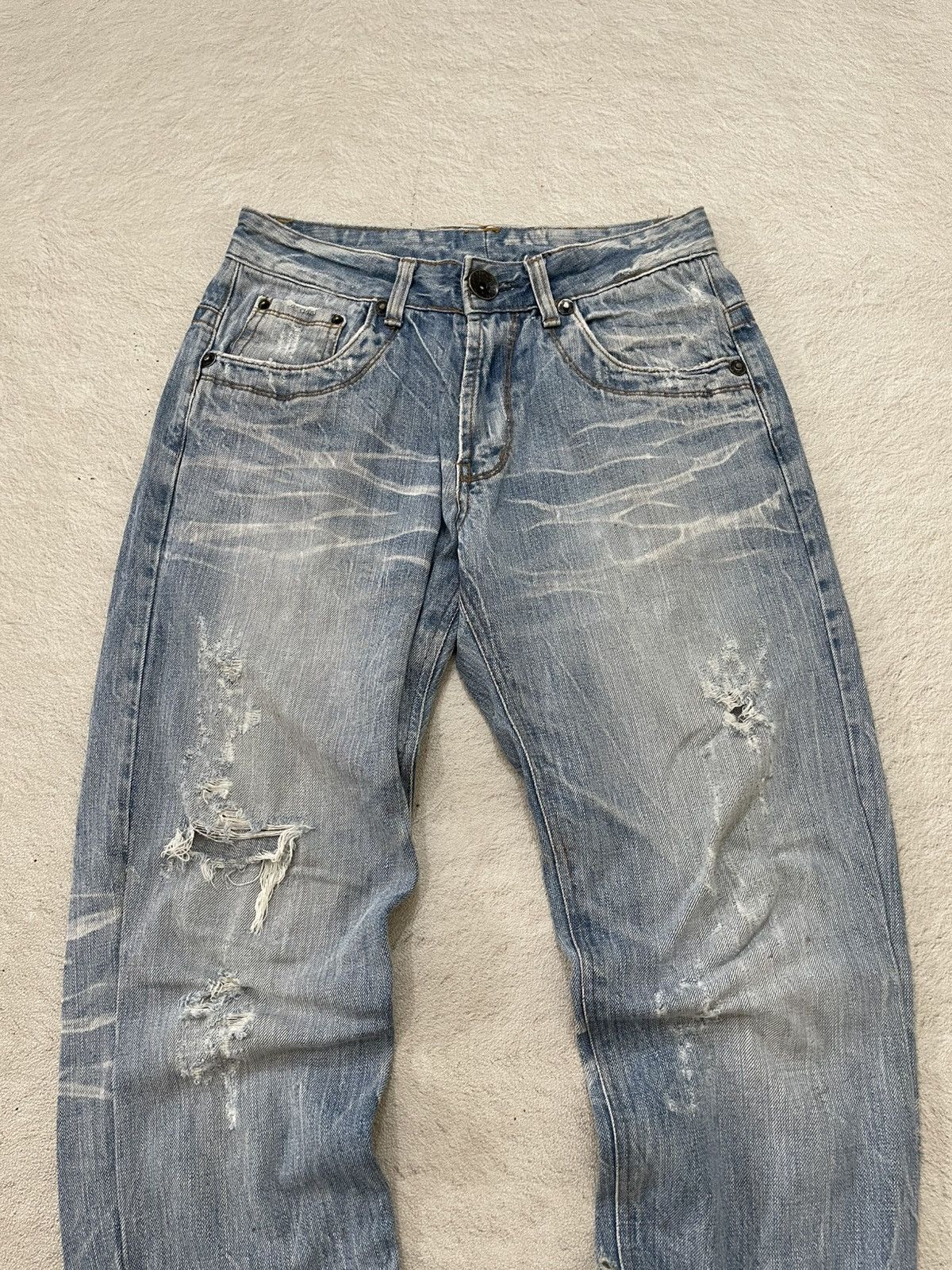 Japanese Brand 2000s Diesel Heavy Distressed Washed Ripped Jeans Y2K Japan Size US 28 / EU 44 - 2 Thumbnail