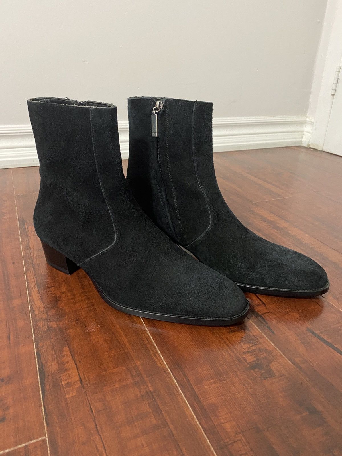 Saint Laurent Paris Saint Laurent Wyatt Zipped Boots in Black Suede Size US 9 / EU 42 - 1 Thumbnail