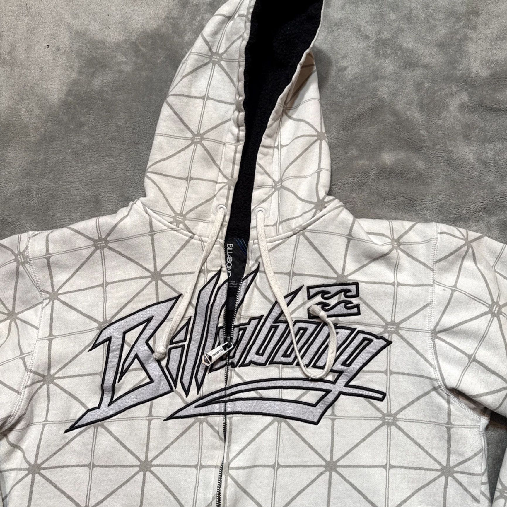 Billabong VINTAGE Billabong Hoodie White L Sherpa Lined Zip-Up Geometric Outdoor Spellout Y2K Mens Size US L / EU 52-54 / 3 - 2 Thumbnail