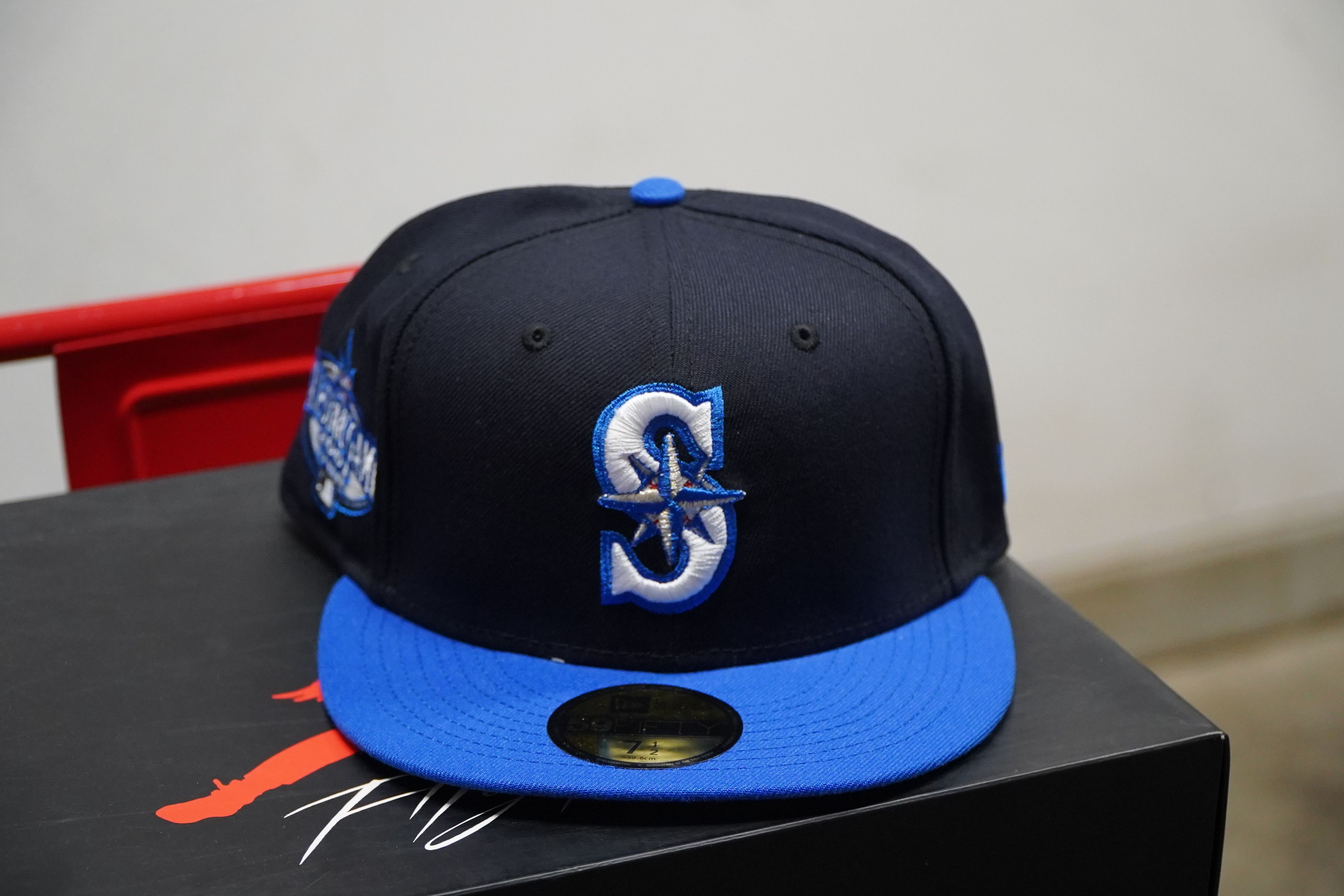 New Era Seattle Mariners New Era - 7 1/2 Size ONE SIZE - 1 Thumbnail