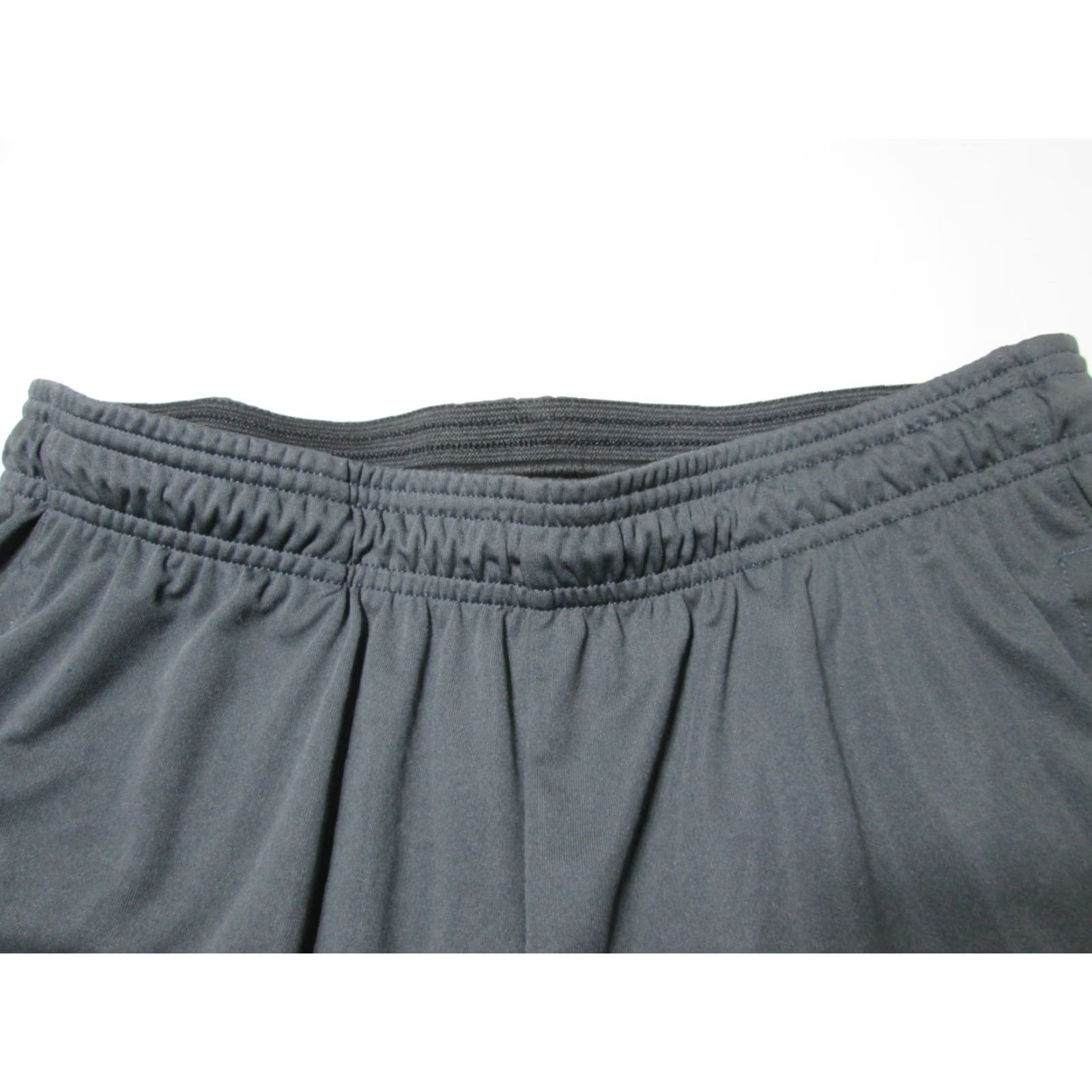 Reebok Reebok Mens Athletic Shorts Dark Gray Pockets Elastic Regular M Shirts? Size US 31 - 5 Thumbnail