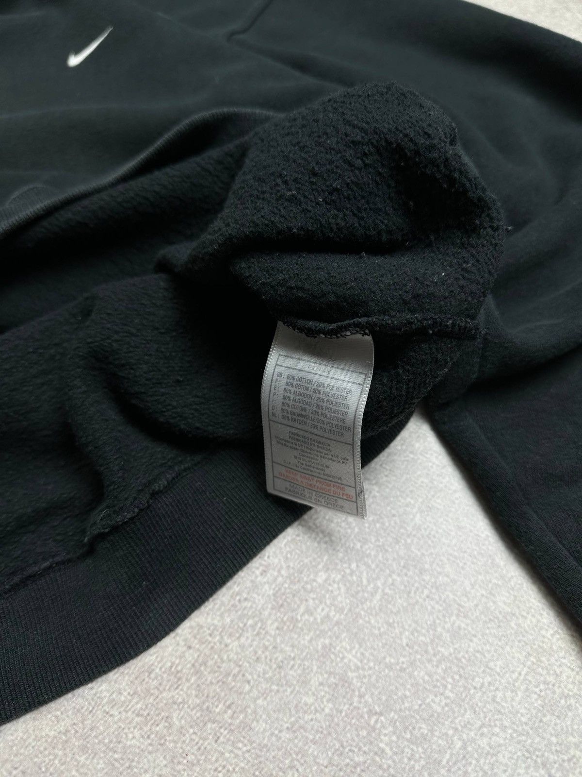 Nike Vintage 90s Nike Swoosh Boxy Sweatshirt Rare L Size US L / EU 52-54 / 3 - 5 Thumbnail
