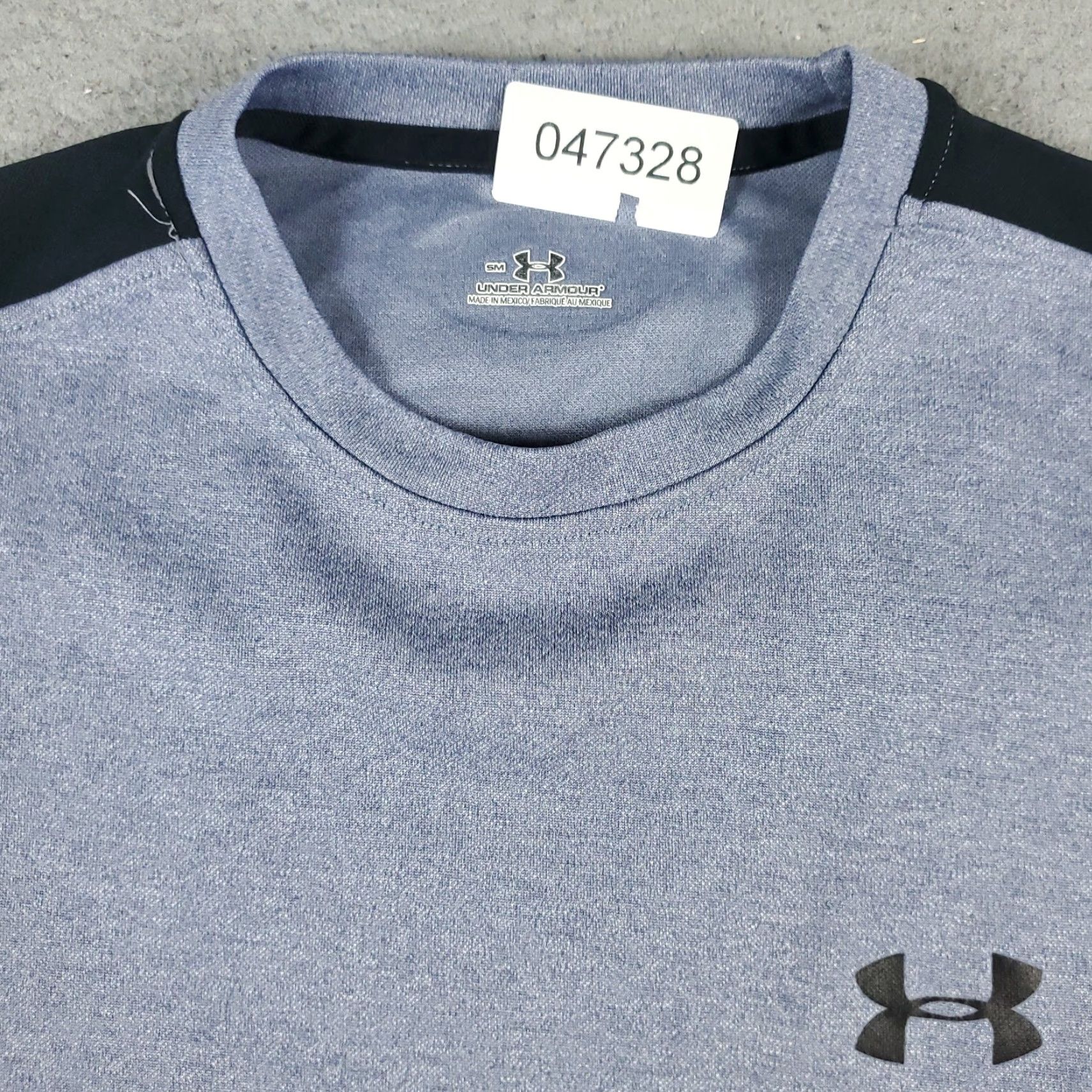 Under Armour Under Armour Shirt Mens Small Gray Heatgear Active Training Short Sleeve Size US S / EU 44-46 / 1 - 2 Thumbnail