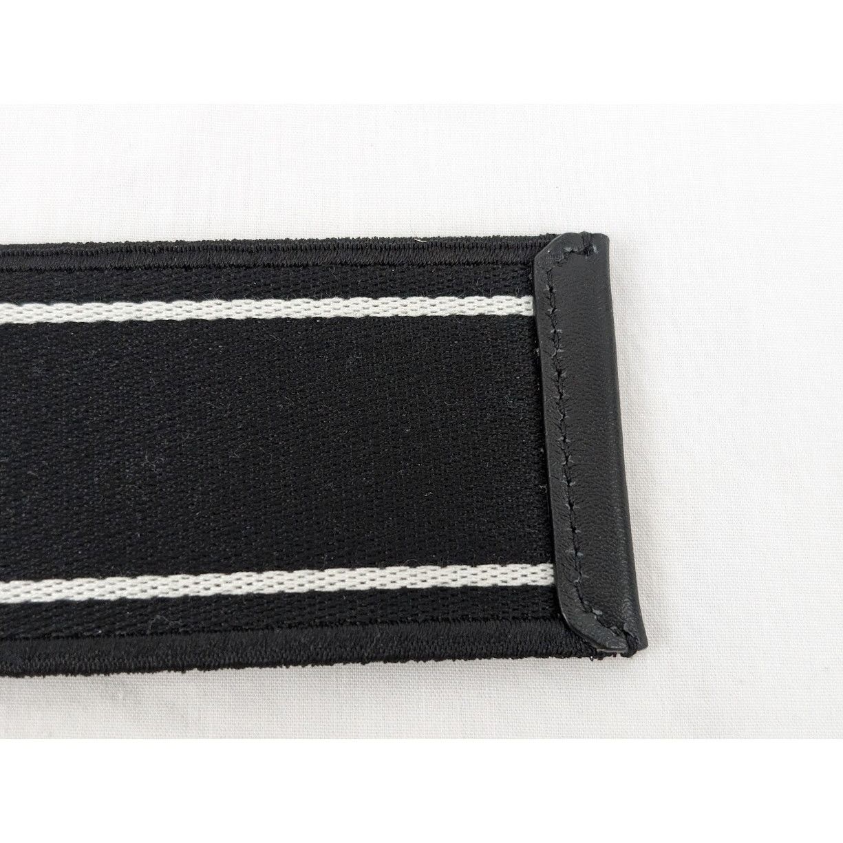 Saint Laurent Paris o1rshd1 Size: OS / Key Ring With Nastro in White Size ONE SIZE - 8 Thumbnail