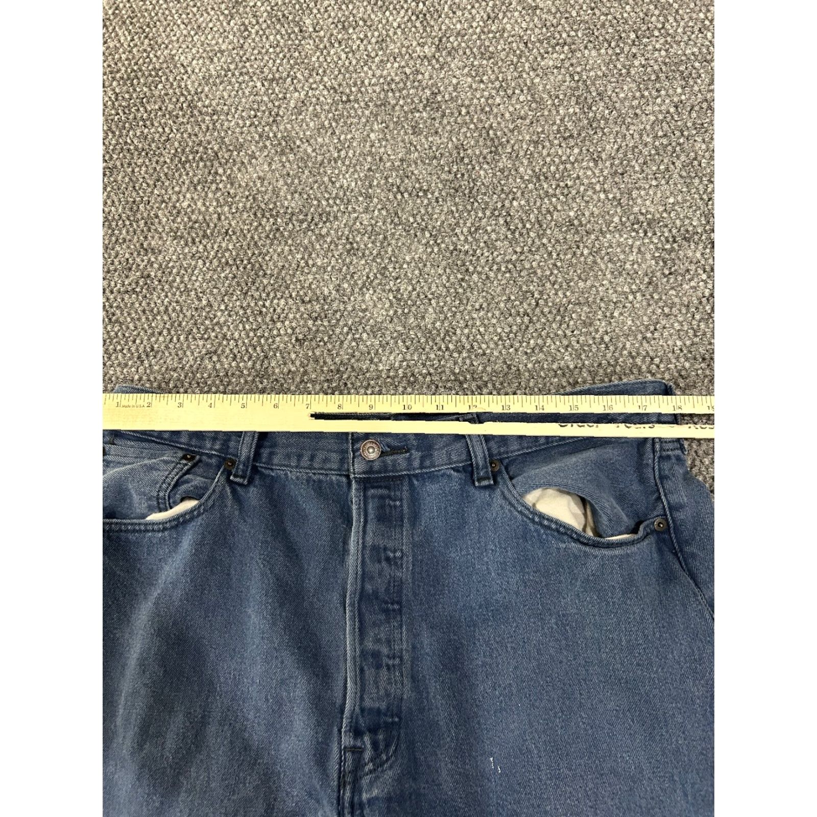 Levi's VINTAGE Levi's 501 Jeans (Mens) 36x28 Blue Straight Button Fly Classic Denim Retro 90s Size US 36 / EU 52 - 6 Thumbnail