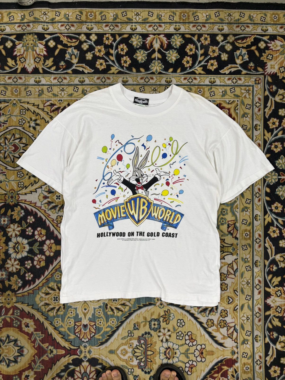 Vintage Vintage 1992 Warner Bros Tshirt Size US L / EU 52-54 / 3 - 3 Thumbnail