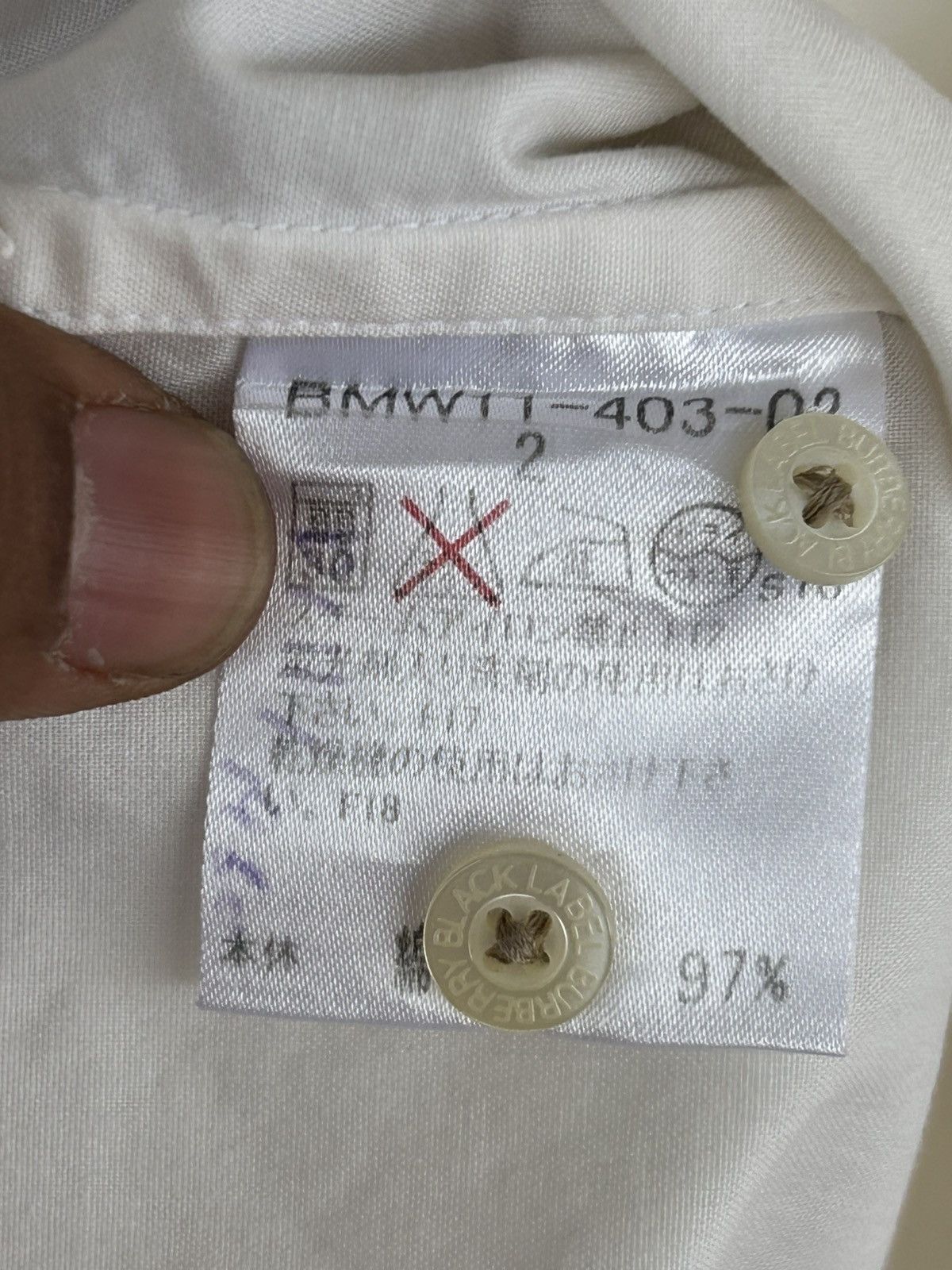 Burberry Burberry Vintage Button Up White Shirt Size US M / EU 48-50 / 2 - 5 Thumbnail