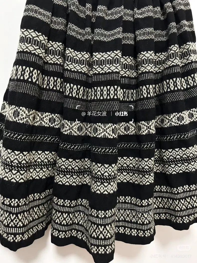 Comme des Garcons Comme Des Garcons size M Magazine Style Totem Embroidered Size 23" - 7 Thumbnail