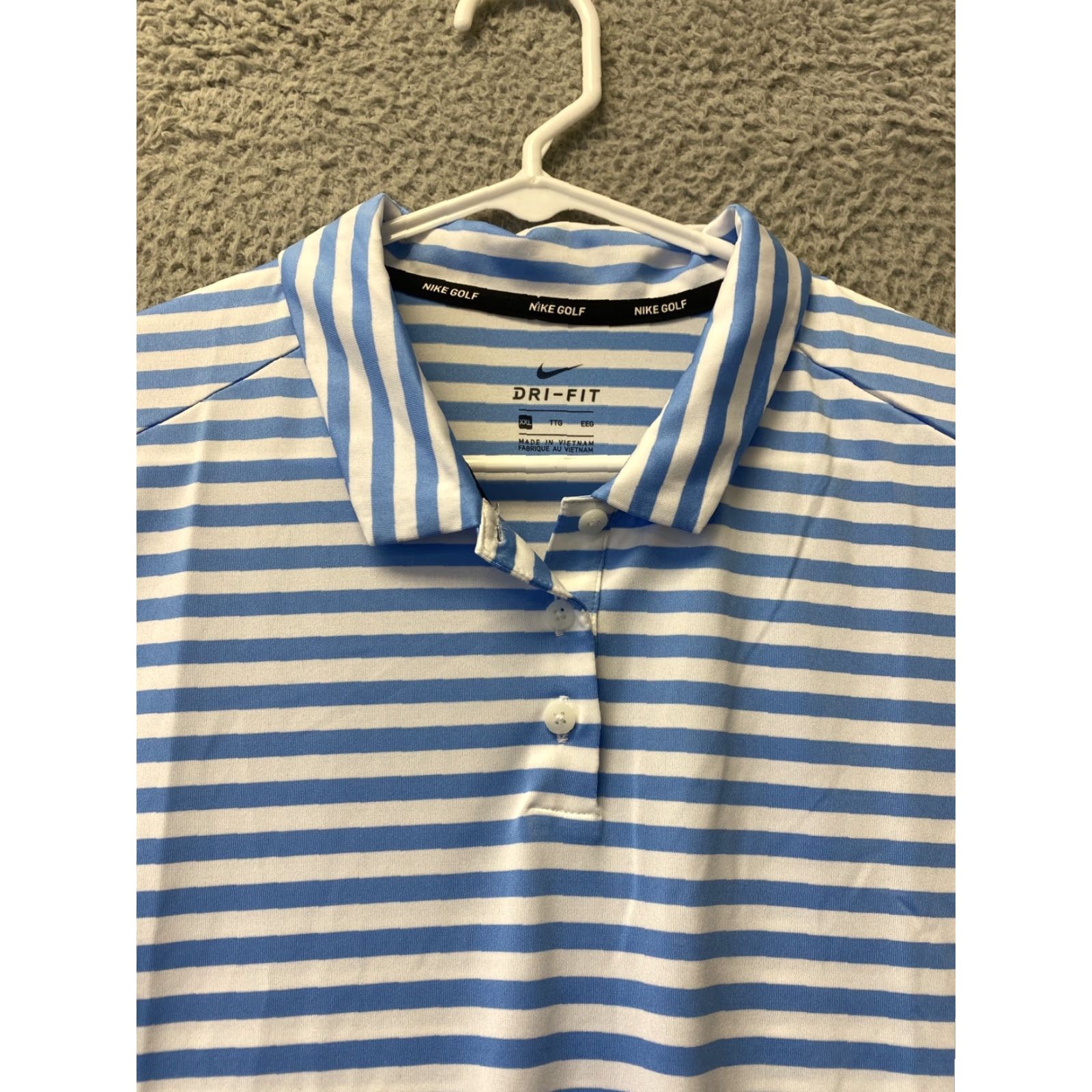 Nike Nike Golf Polo Shirt Mens XXL Blue White Short Sleeve Collared 1/4 Button Up Vintage? No Size US XXL / EU 58 / 5 - 2 Thumbnail
