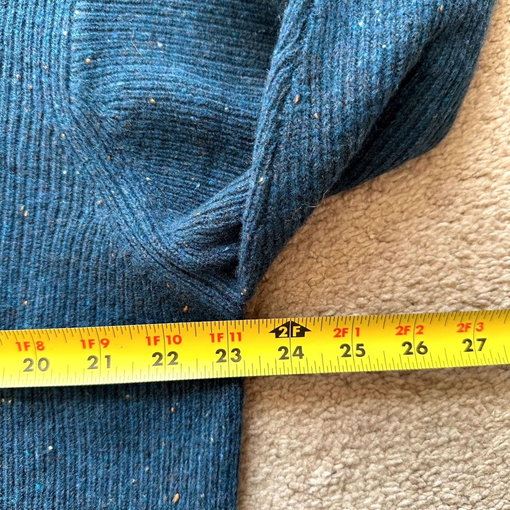 Geoffrey Beene Geoffrey Beene V Neck 100% Wool Pullover Sweater Mens Large Blue Long Sleeve Knit Clothing solid Logo Embroidered Regular Fit Fall Winter Size US L / EU 52-54 / 3 - 7 Thumbnail