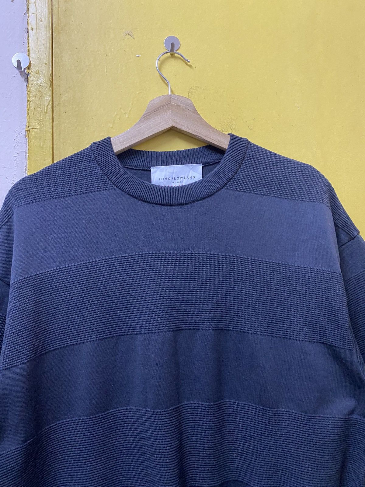 Tomorrowland Tomorrowland Tricot Tshirt Short Sleeve Crewneck Size US M / EU 48-50 / 2 - 4 Thumbnail