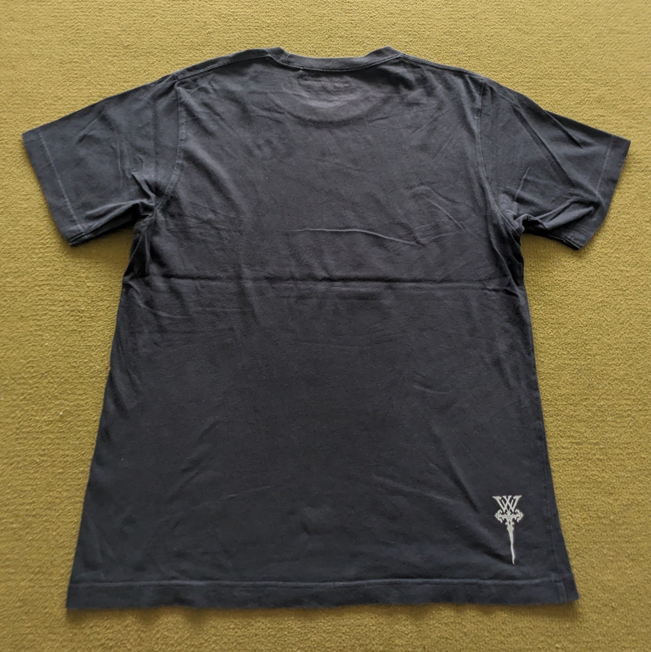 Uniqlo Vintage Final Fantasy XVII Anniversary Game T-shirt Size US L / EU 52-54 / 3 - 3 Thumbnail