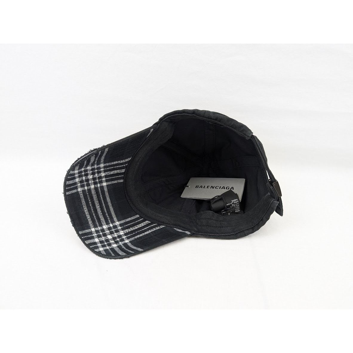 Balenciaga o1rshd1 Size: S / Embroidered Scissors Hat / Cap in Black Size ONE SIZE - 13 Thumbnail