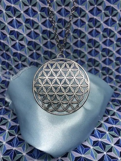 Jewelry × Vintage Flower of Life Necklace Size ONE SIZE - 2 Thumbnail