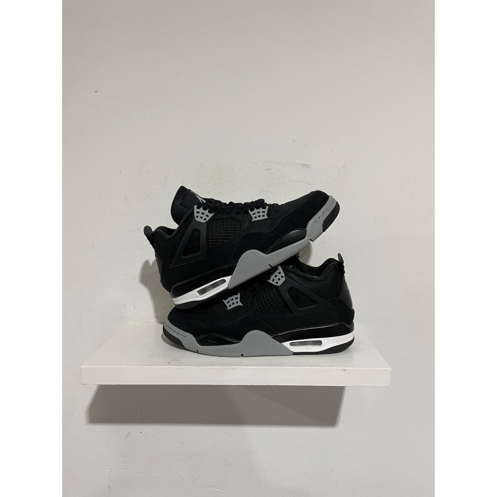 Nike NIKE JORDAN 4 BLACK CANVAS SIZE 8.5 PREOWNED Size US 8.5 / EU 41-42 - 1 Thumbnail